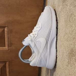 Women's Nike shoes size 5.5